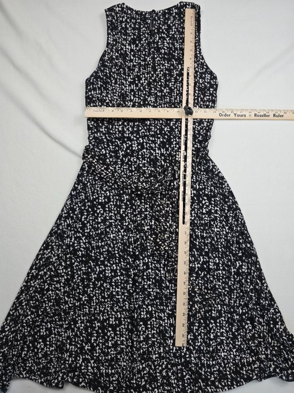 Lauren Ralph Lauren Black & White Sleeveless Fit & Flare Dress W/ Tie Waist 8P - Picture 4 of 4